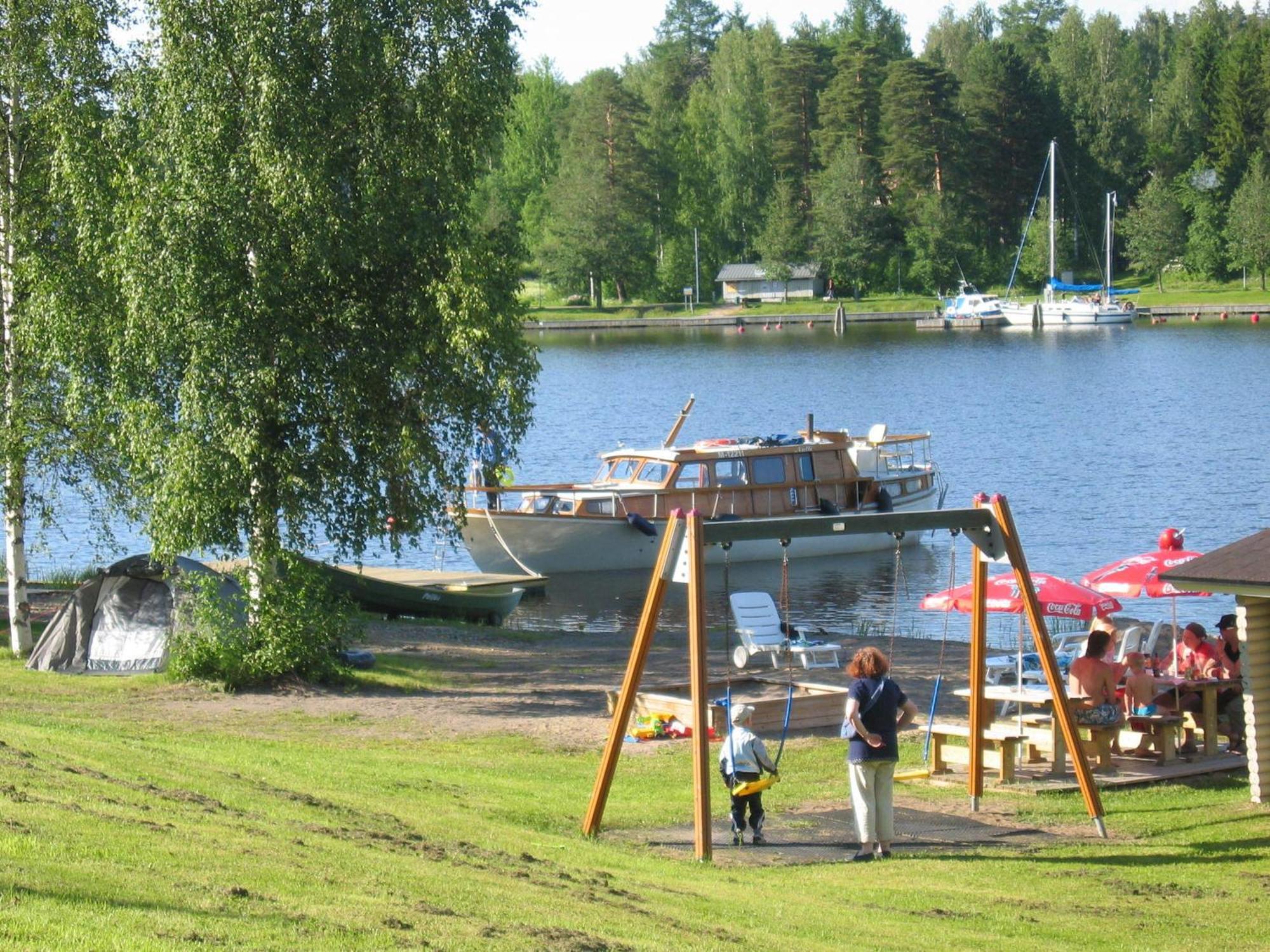 Mansikkaharju Holiday Camp Leppävirta Extérieur photo