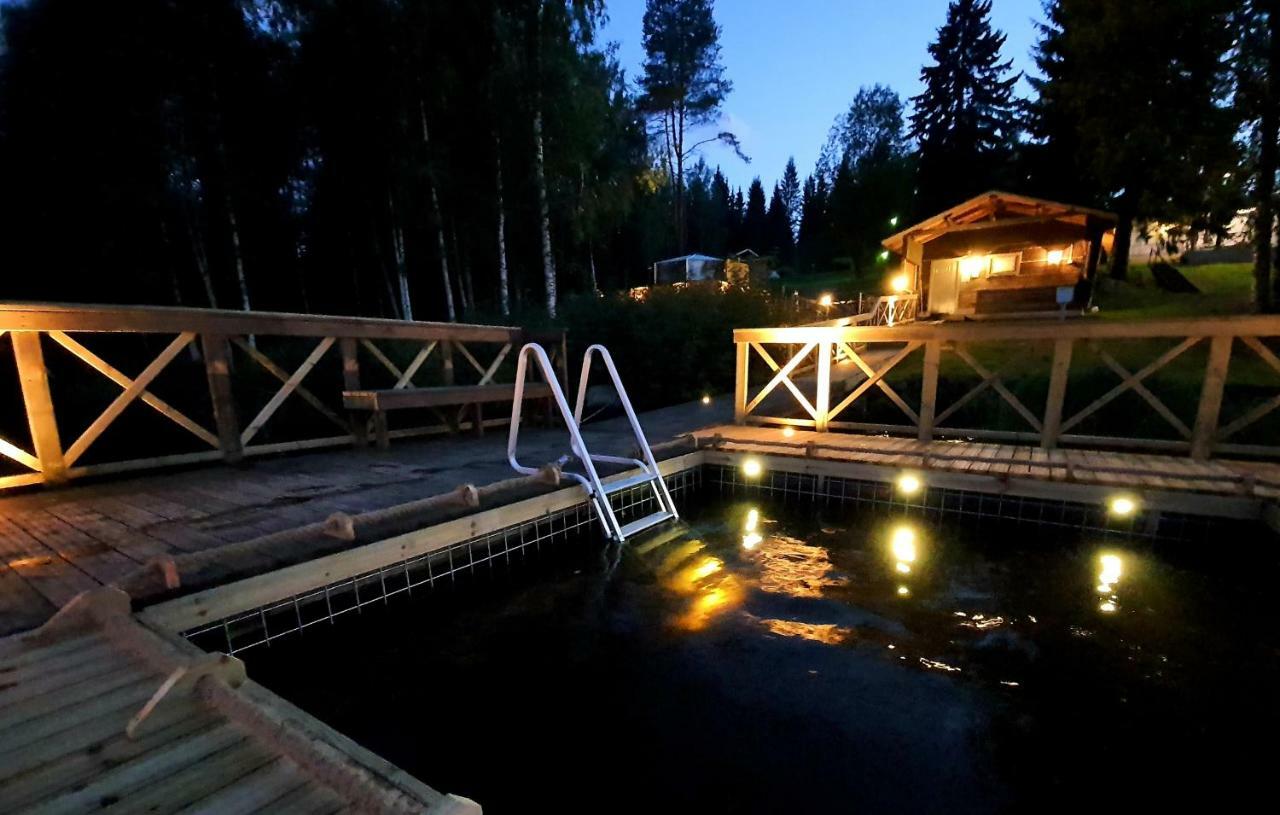 Mansikkaharju Holiday Camp Leppävirta Extérieur photo