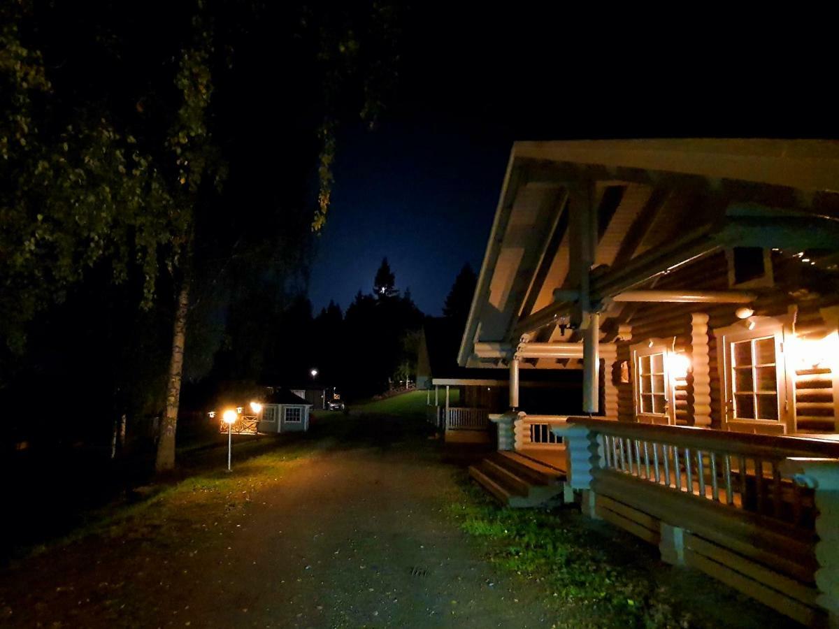 Mansikkaharju Holiday Camp Leppävirta Extérieur photo